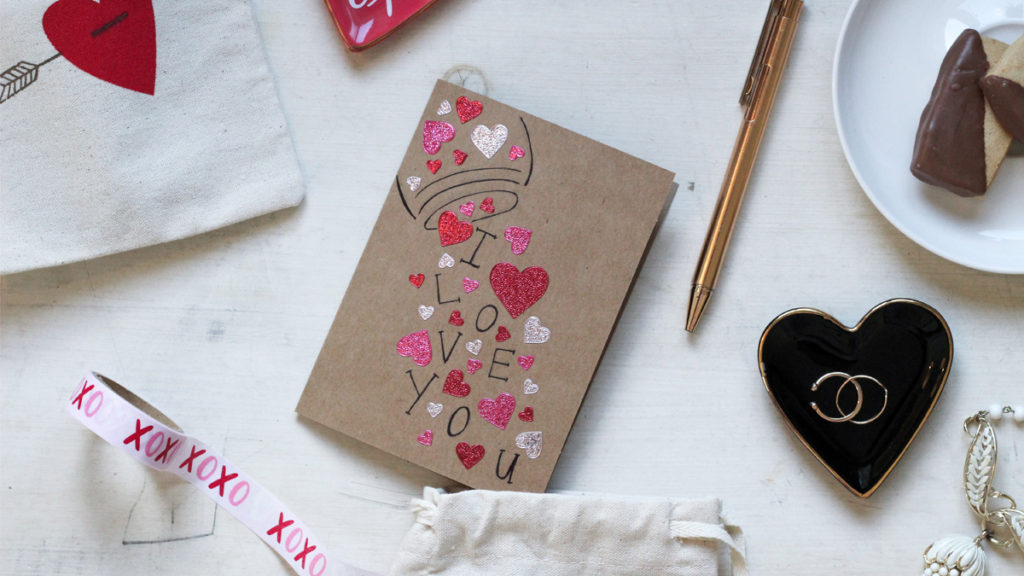 Recyclable paper cards for an eco-conscious Valentine's Day