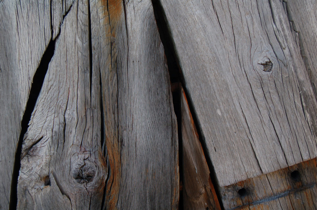 Wooden deck slabs with gnarled markings