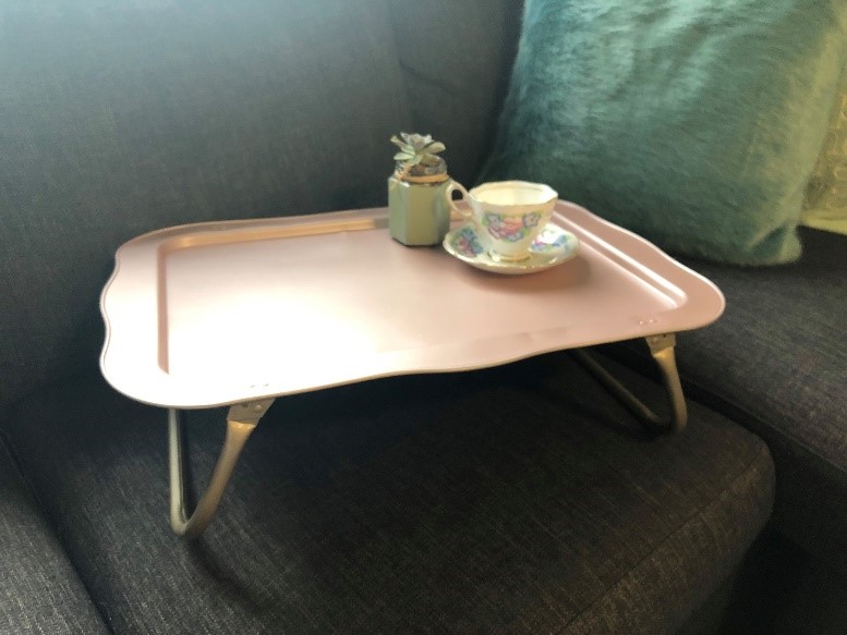 DIY upcycled serving tray 